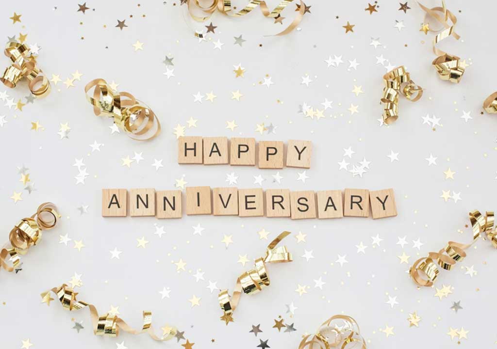 Anniversary Gift Ideas for Grandparents: Timeless Treasures and Cozy Comforts