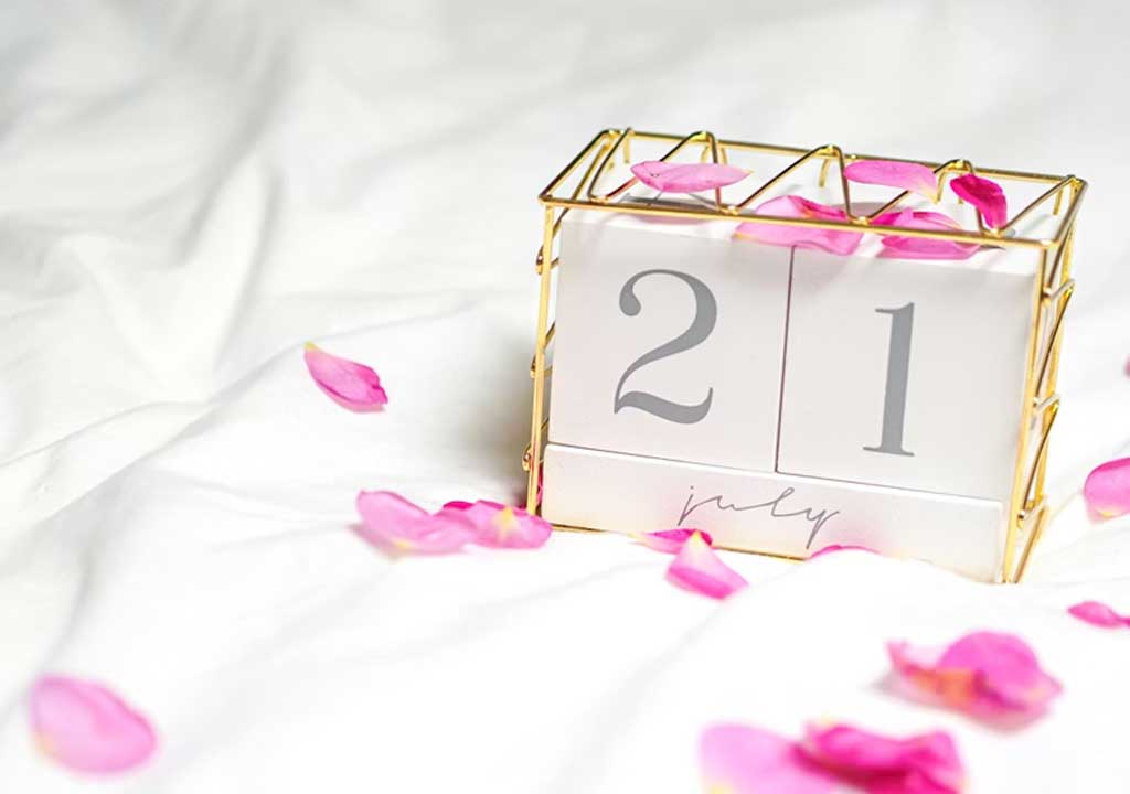 Thoughtful Anniversary Gift Ideas by Year for Every Milestone