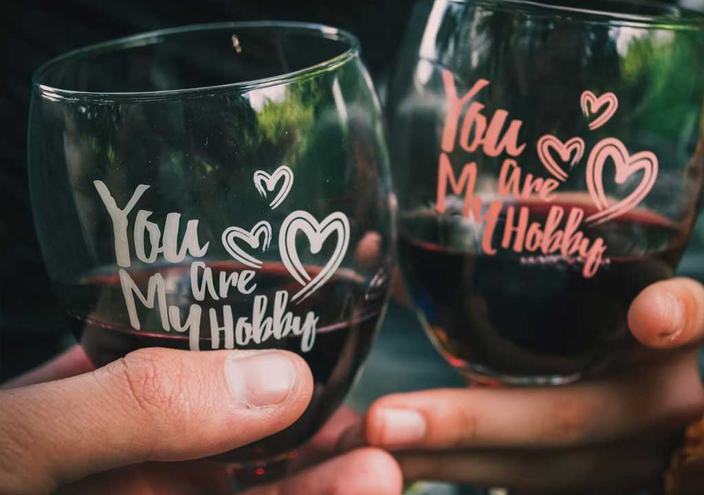 DIY Milestone Anniversary Gift Ideas That Add a Personal Touch